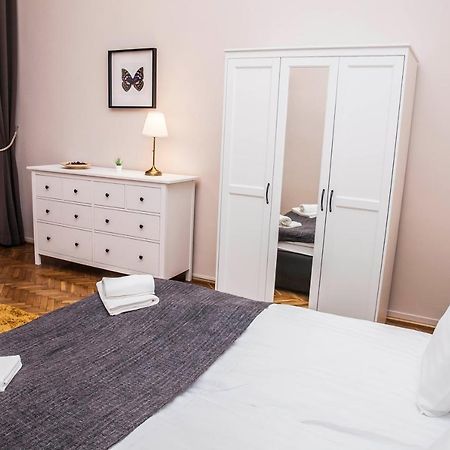 Fullmoon Apartments 1 Σέγκεντ Εξωτερικό φωτογραφία
