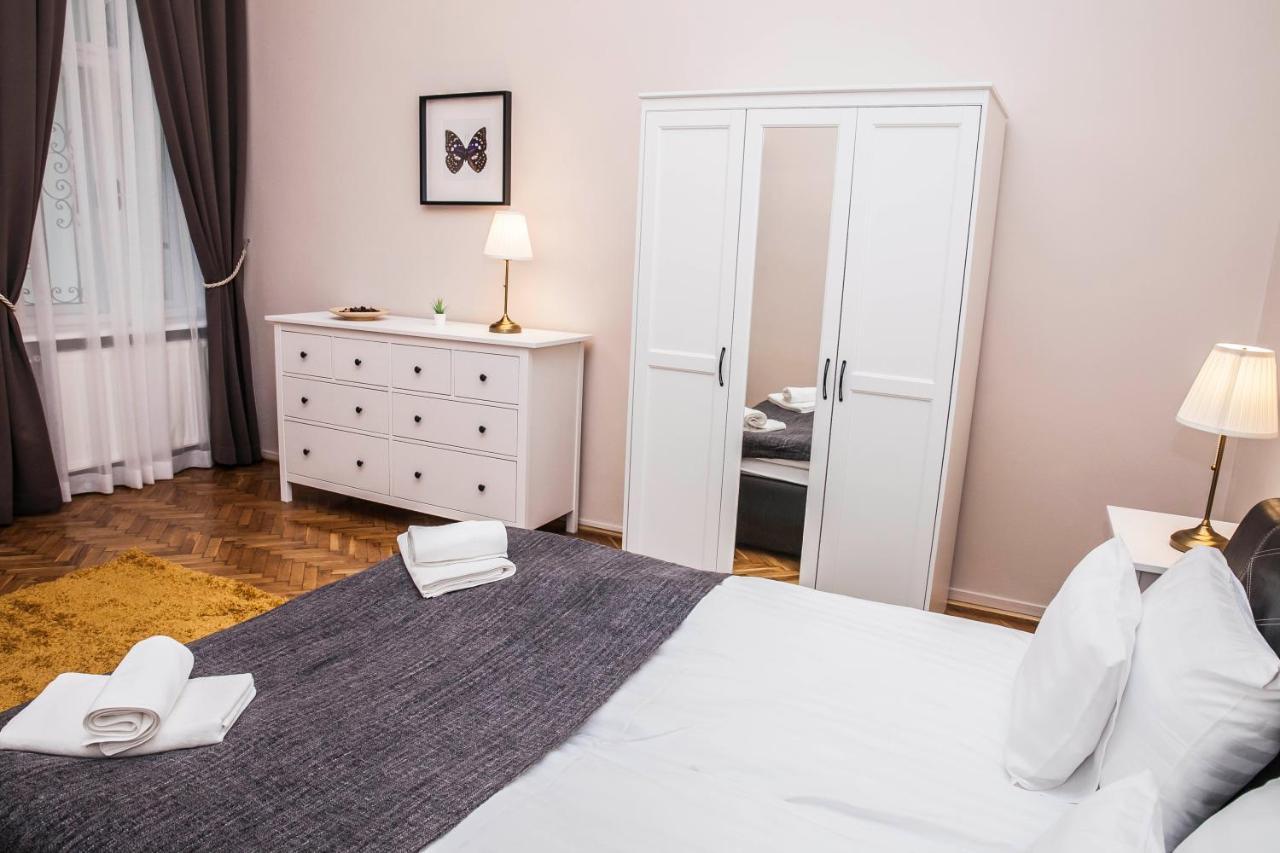 Fullmoon Apartments 1 Σέγκεντ Εξωτερικό φωτογραφία